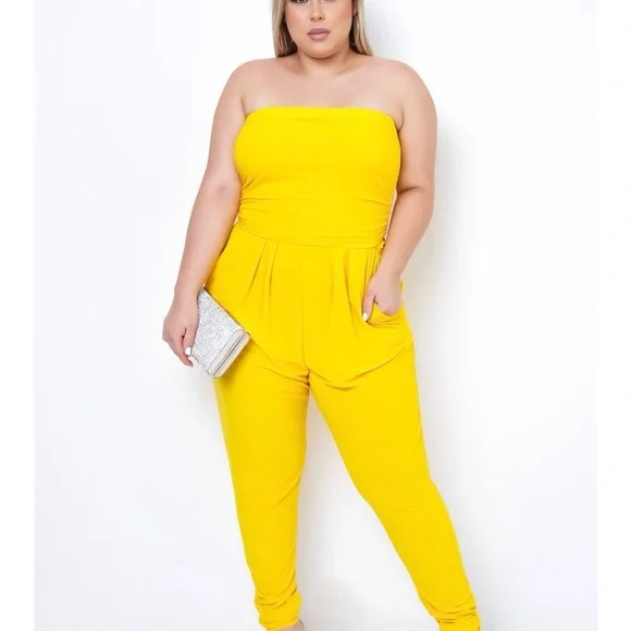 Women’s Clothing - Picture 7 of 16